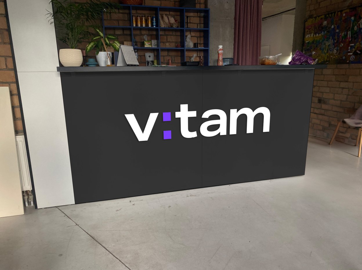 Vitam: Носії